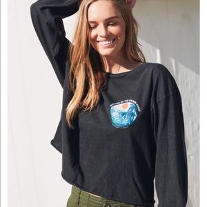 Brandy Melville golden coast navy long sleeve